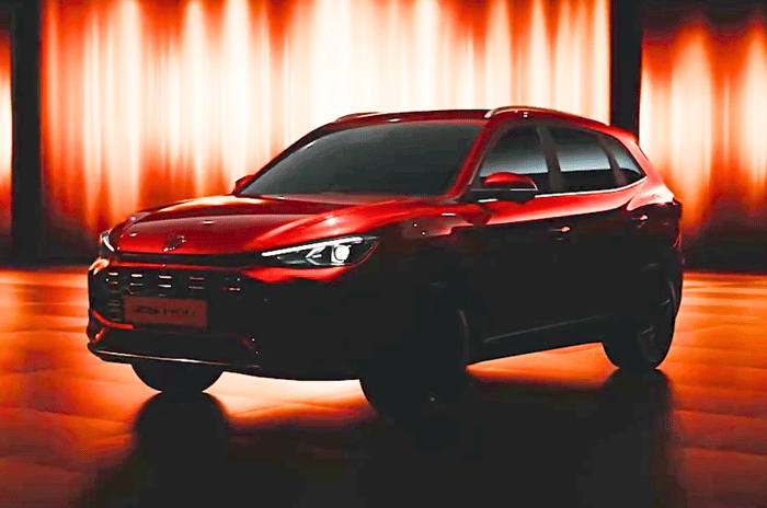 New MG ZS SUV partially revealed ahead of August 26 debut